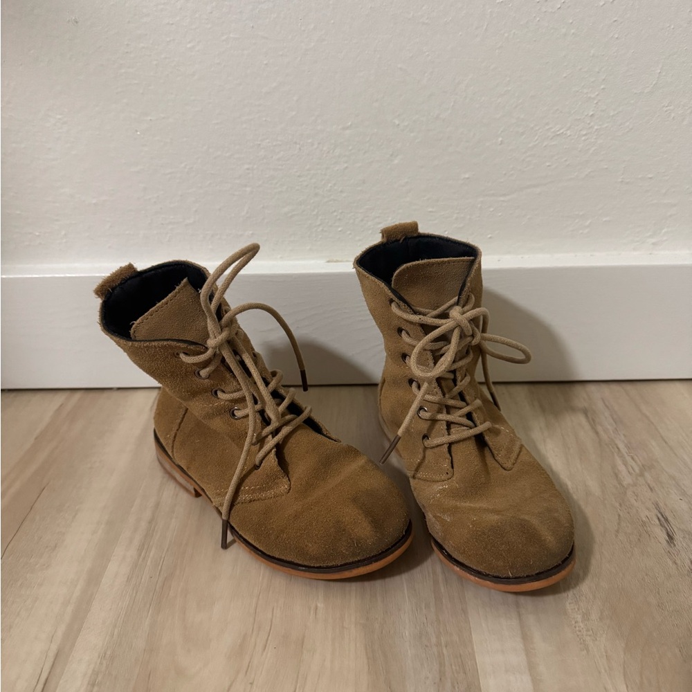 Sweet Honey Suede Lace-Up Ankle Boots in Tan